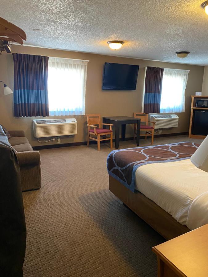 Super 8 By Wyndham Ogallala Exterior foto